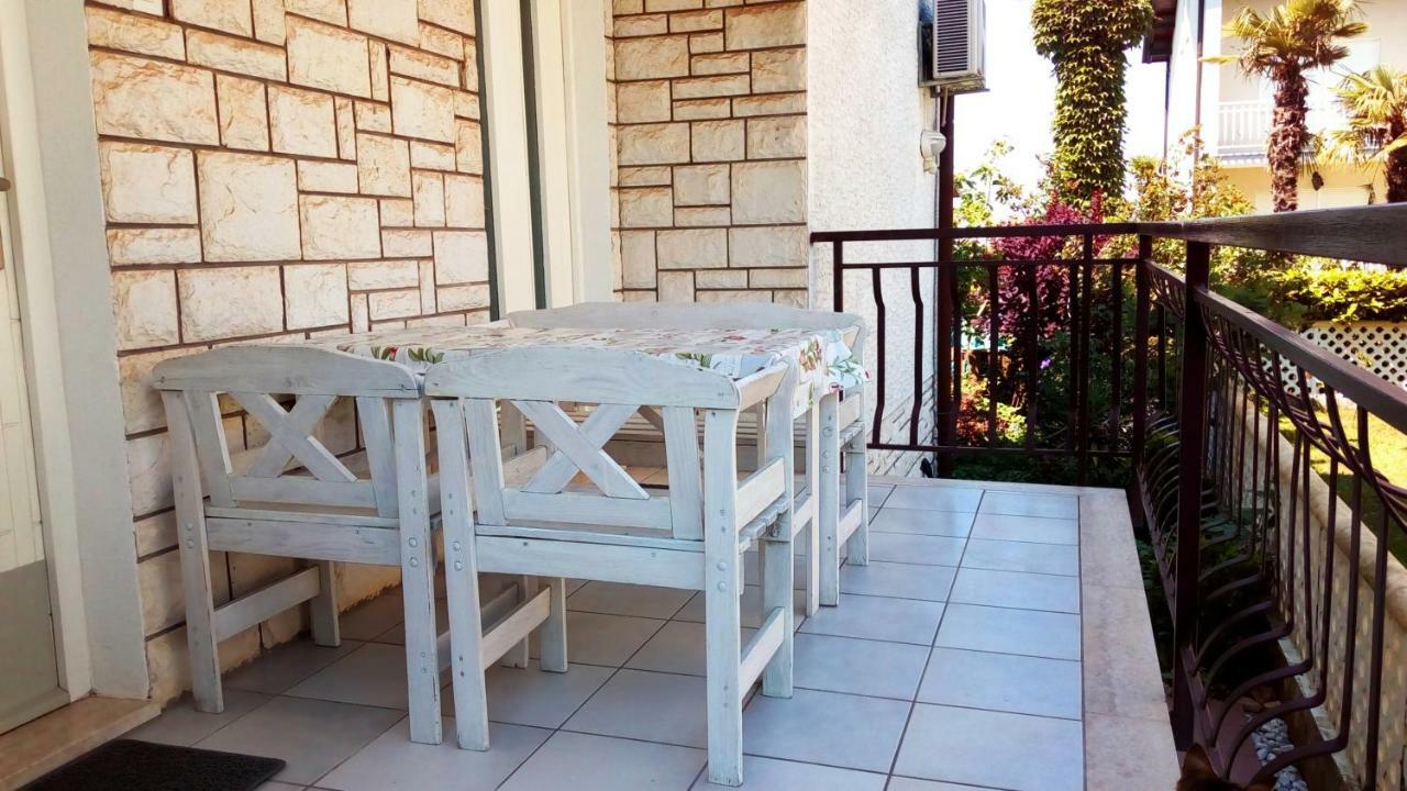 Apartmani Komunela Umag Bagian luar foto