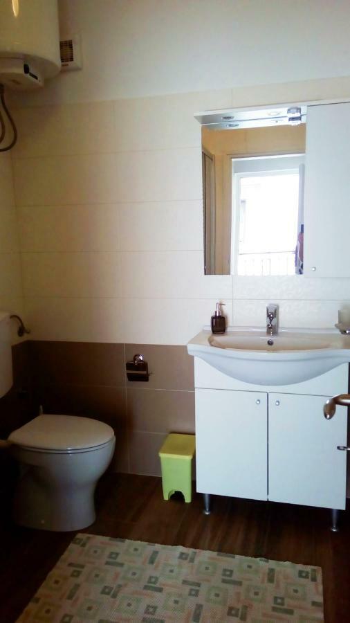 Apartmani Komunela Umag Bagian luar foto