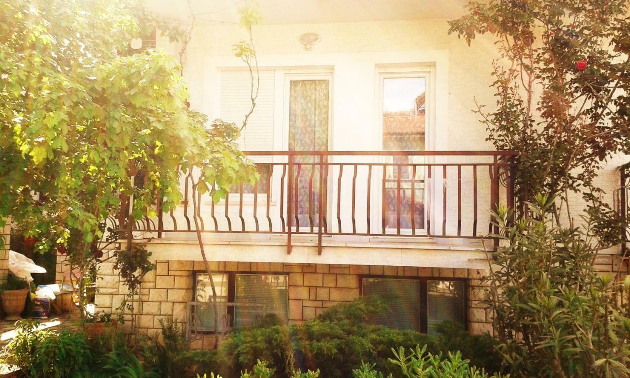 Apartmani Komunela Umag Bagian luar foto